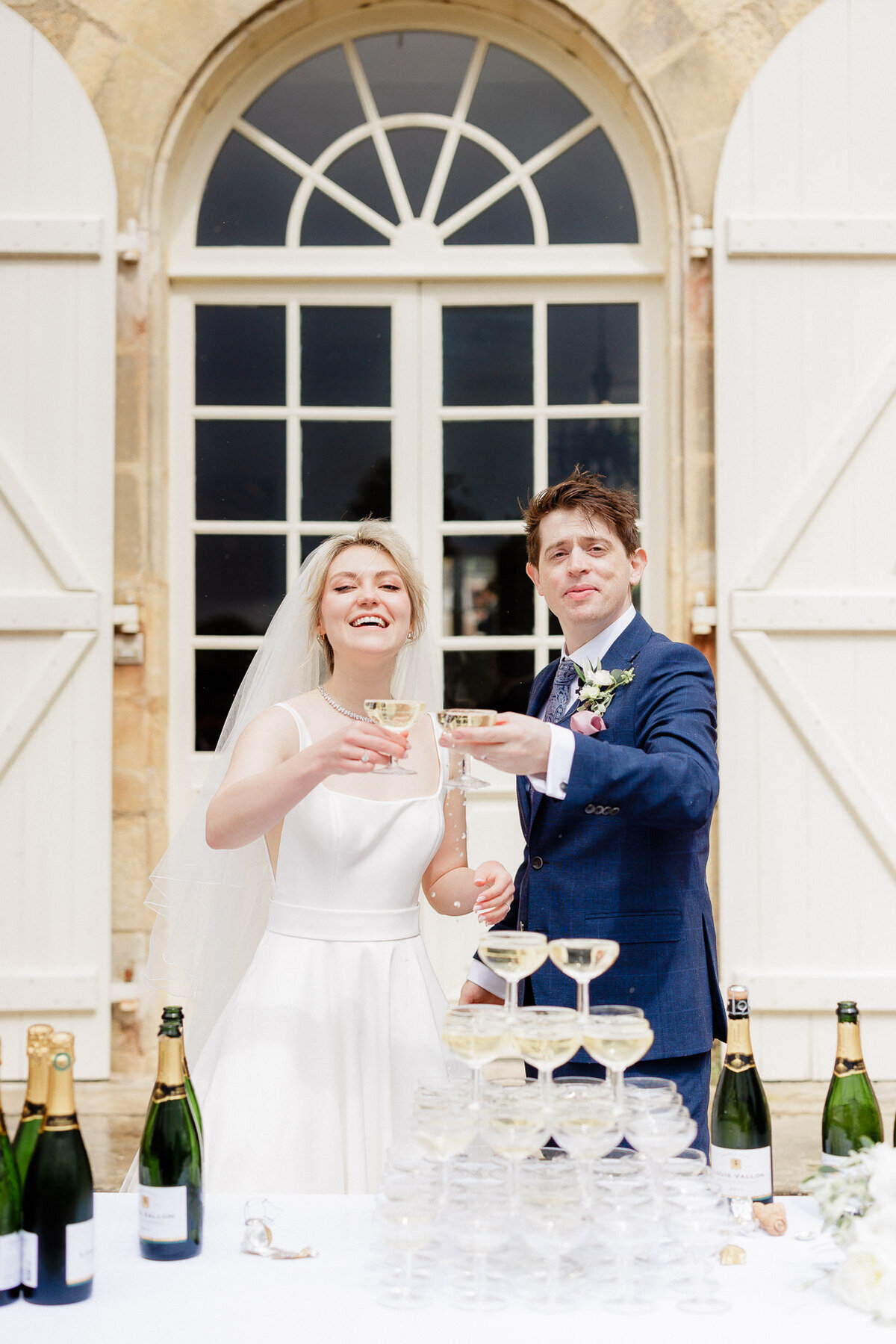 Modern_Chic_Chateau_Valouze_Destination_Wedding_Photographer-63