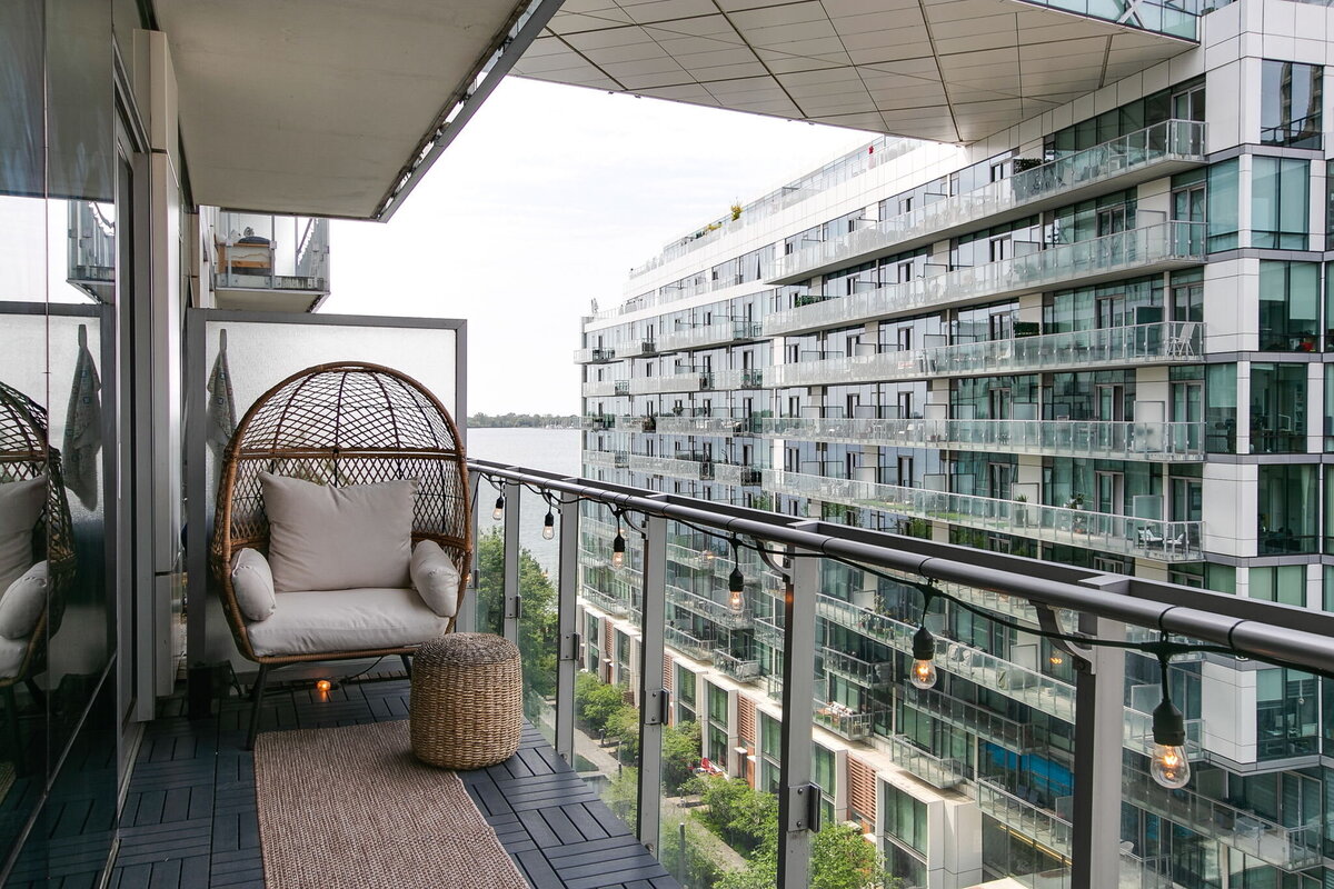 41-web-or-mls-47_004_Balcony