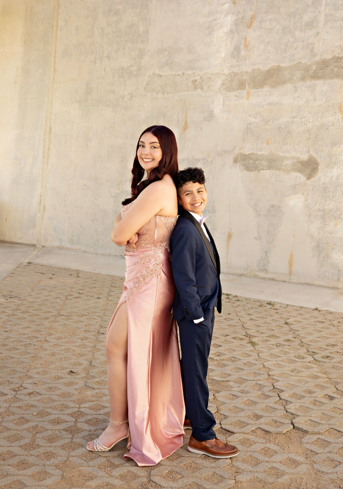 seniorgraduationclassof202520262027bestphotographertudiofamilybirthdaynewbornboyamilynewborngirlfirstbirthdayportraiturephotographystudioportraitsnewborngirlboyfamilyEvaMaganaPhotographychildphotographer (33 of 28)
