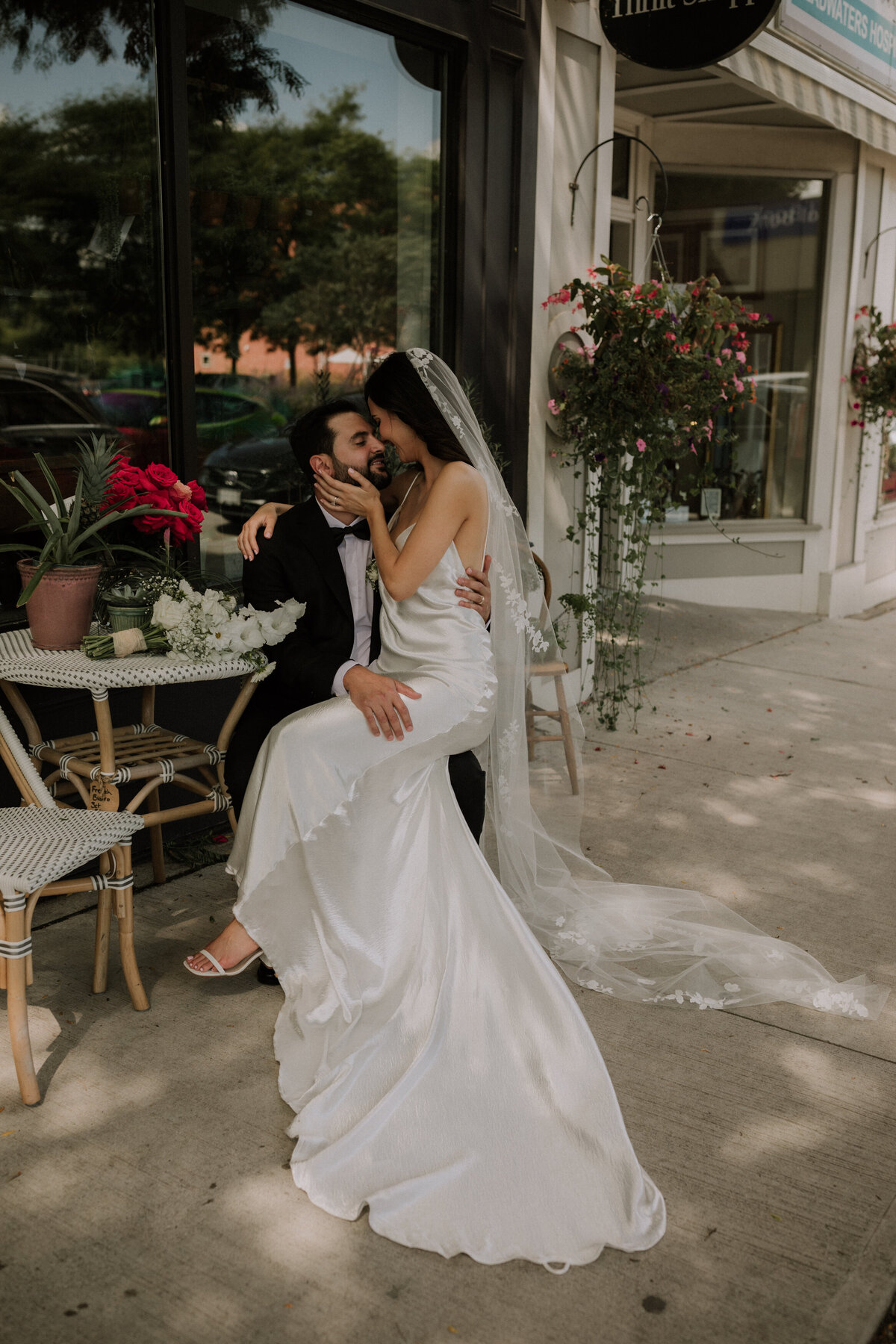 melanie-daniel-wedding-greystones-restaurant-orangeville-summer-5