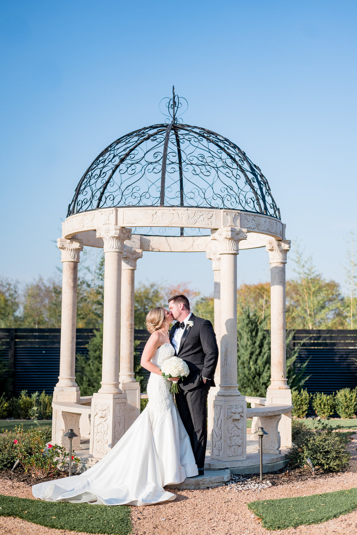 A Wedding at Knotting Hill Place in Little Elm, Texas - 34