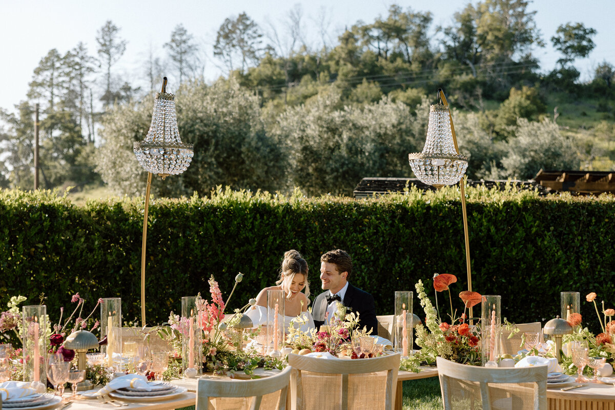 couple-with-caterpillar-table