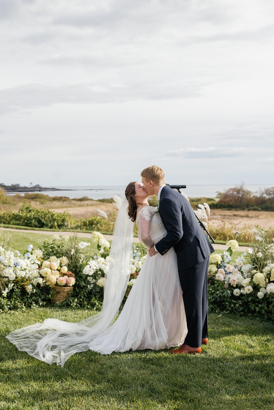 Kate_Murtaugh_Events_wedding_planner_Maine_seaside_ceremony