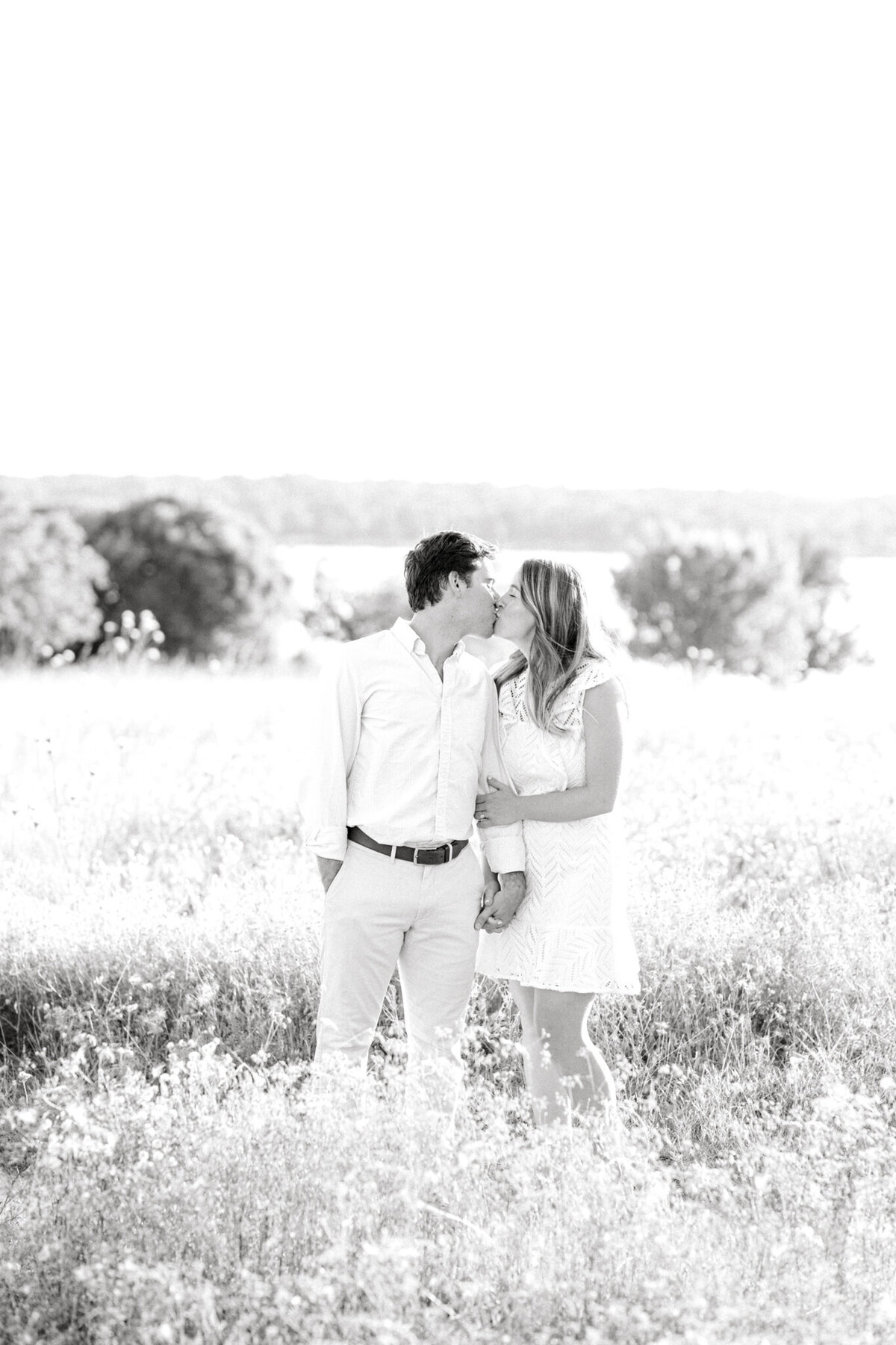 Regan & Owen's White Rock Lake Engagement Session | Dallas Wedding Photographer | Sami Kathryn Photography-21