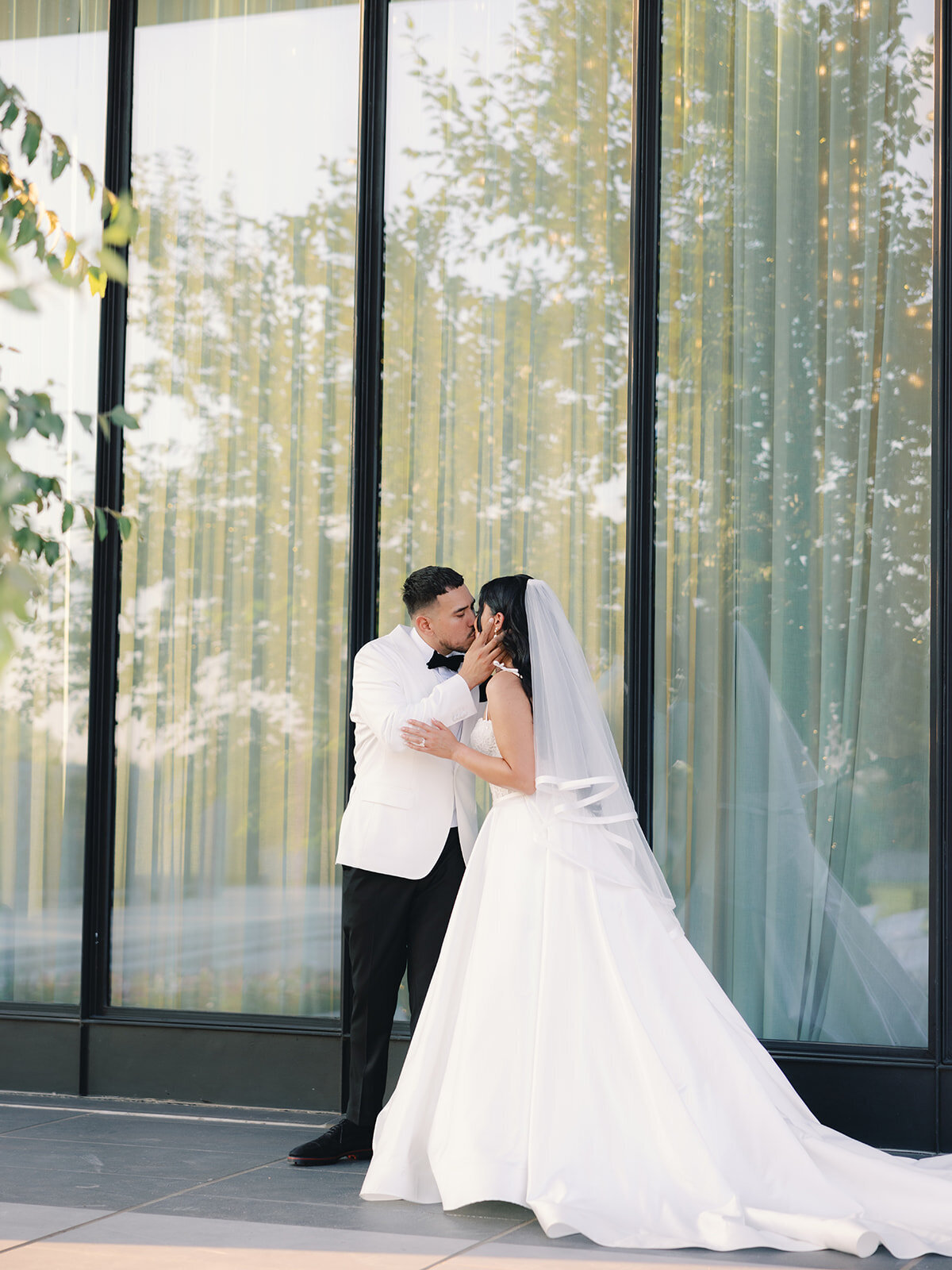 Jacqueline + David_Hall of Lights_Wedding_0577
