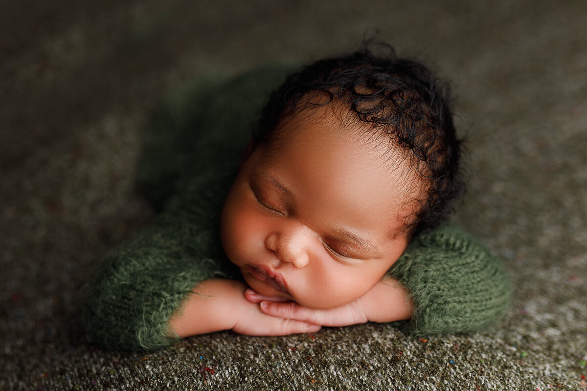 McDonough newborn photographer, Atlanta Newborn Photographer, Fayetteville newborn Photographer, Peachtree city newborn photographer, Hampton ga newborn photographer, marietta ga newborn photographer