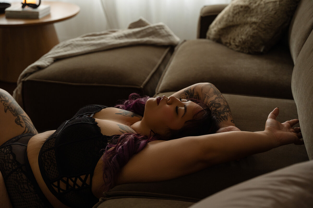 hamilton boudoir photographer-10