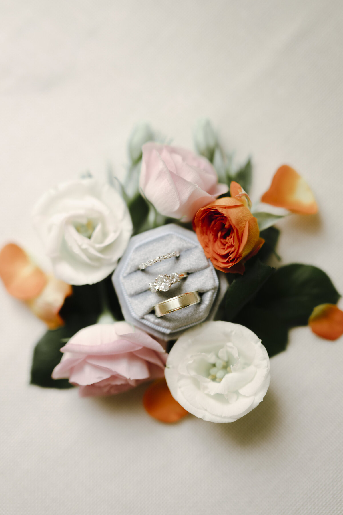 wedding rings with florals