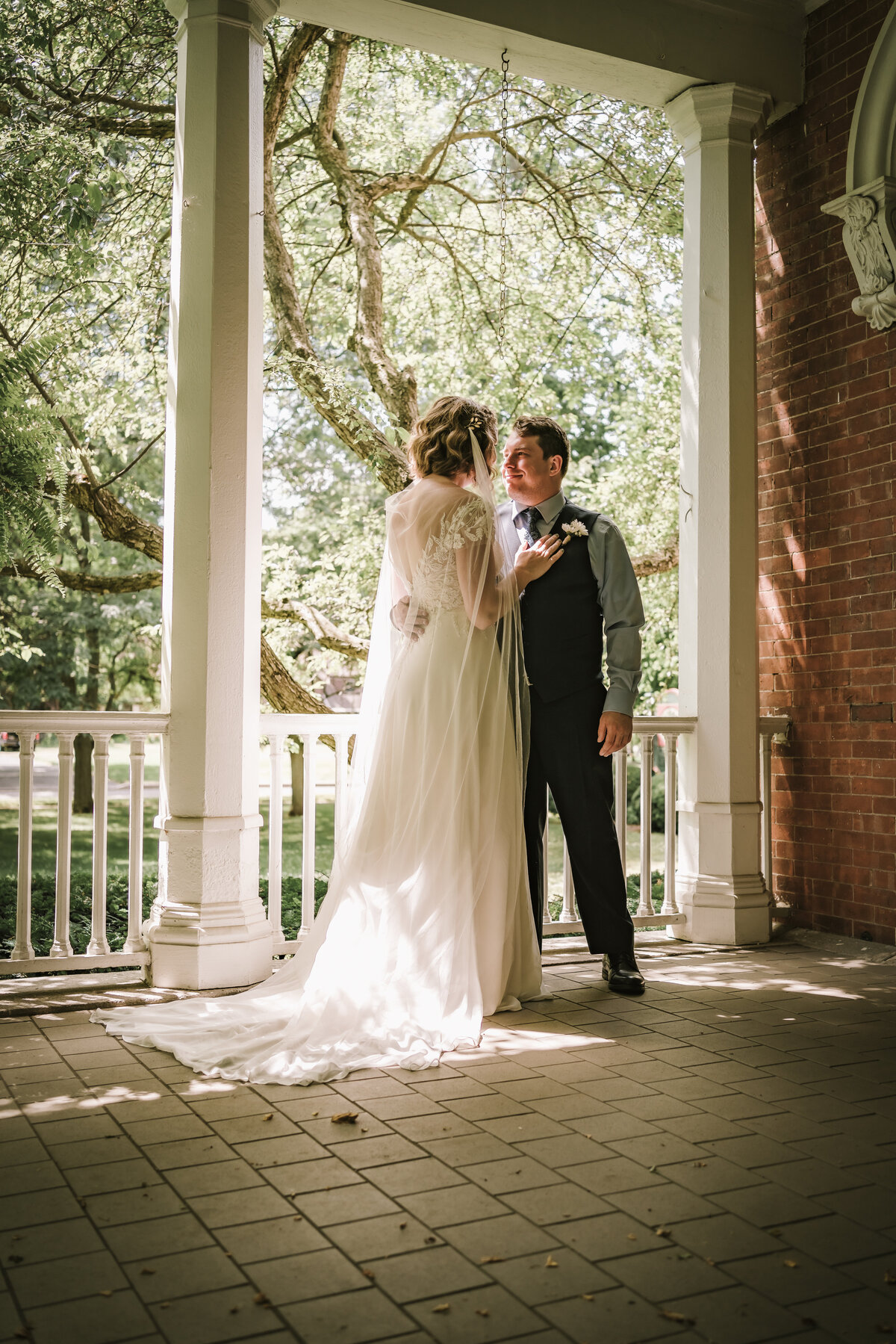 A wedding photographer for the dreamiest of weddings. Let's talk about your special day, I have packages for everyone. Buffalo and WNY wedding photographer specialized in dreamy, ethereal, colorful wedding portraits