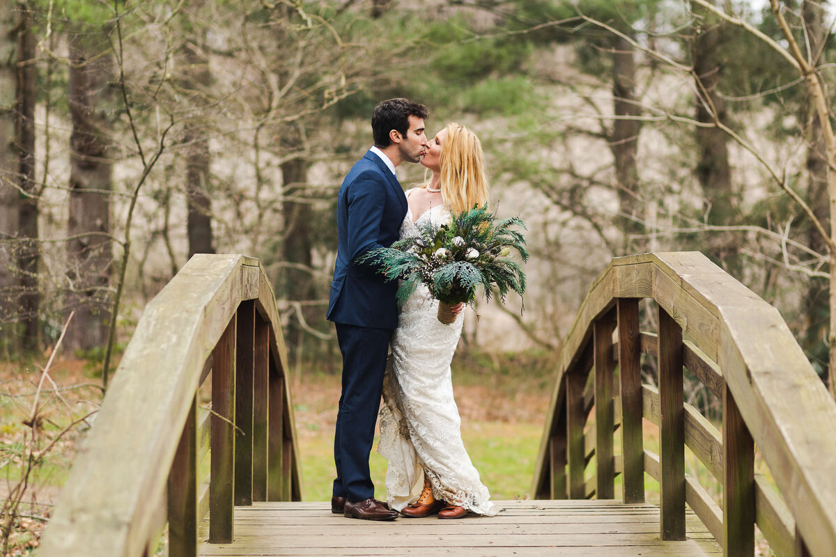 Botanical-Gardens-NC-Elopement-22