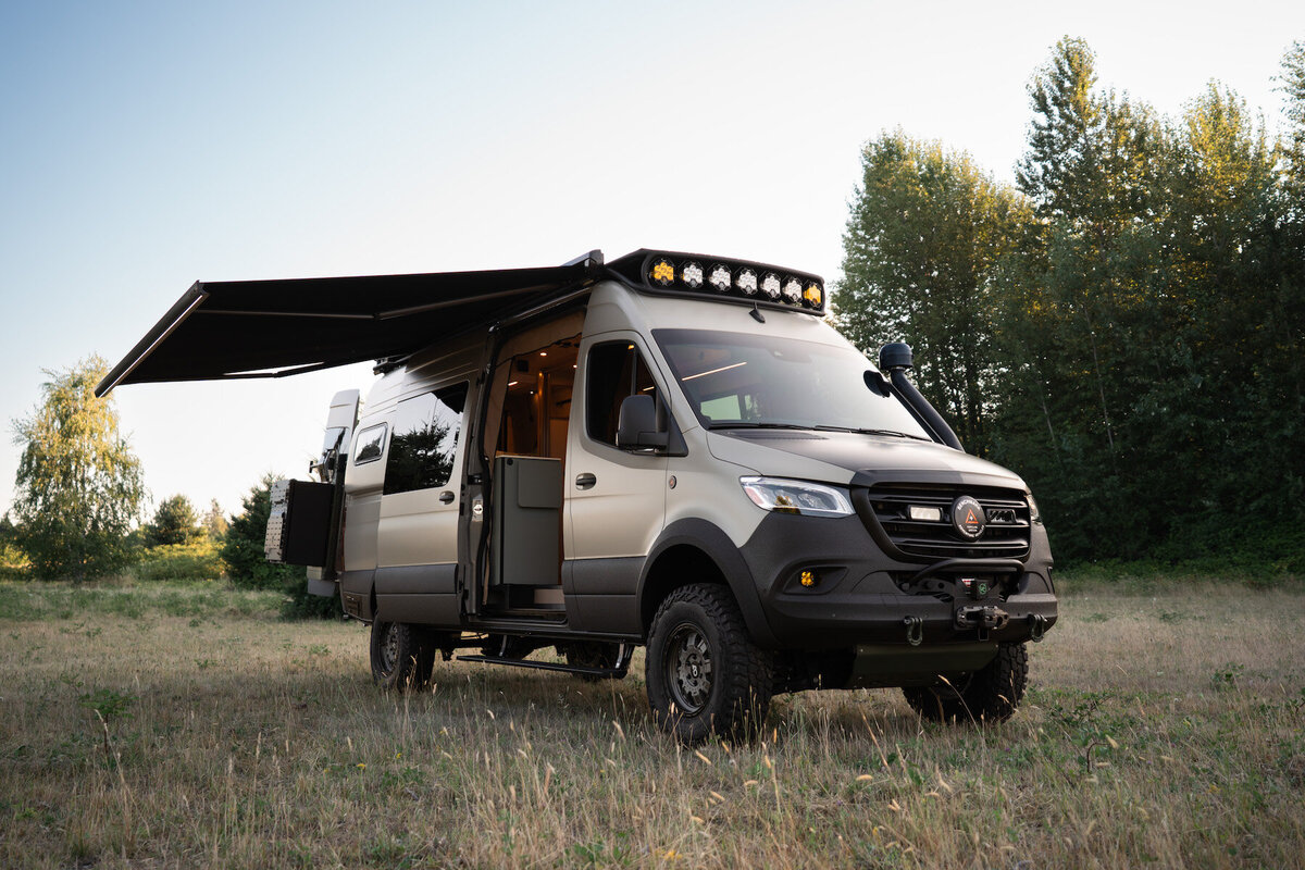 1_CeCeVan122_BenchmarkVehicles2025CeceVan122_BenchmarkVehicles2025_DSC3939