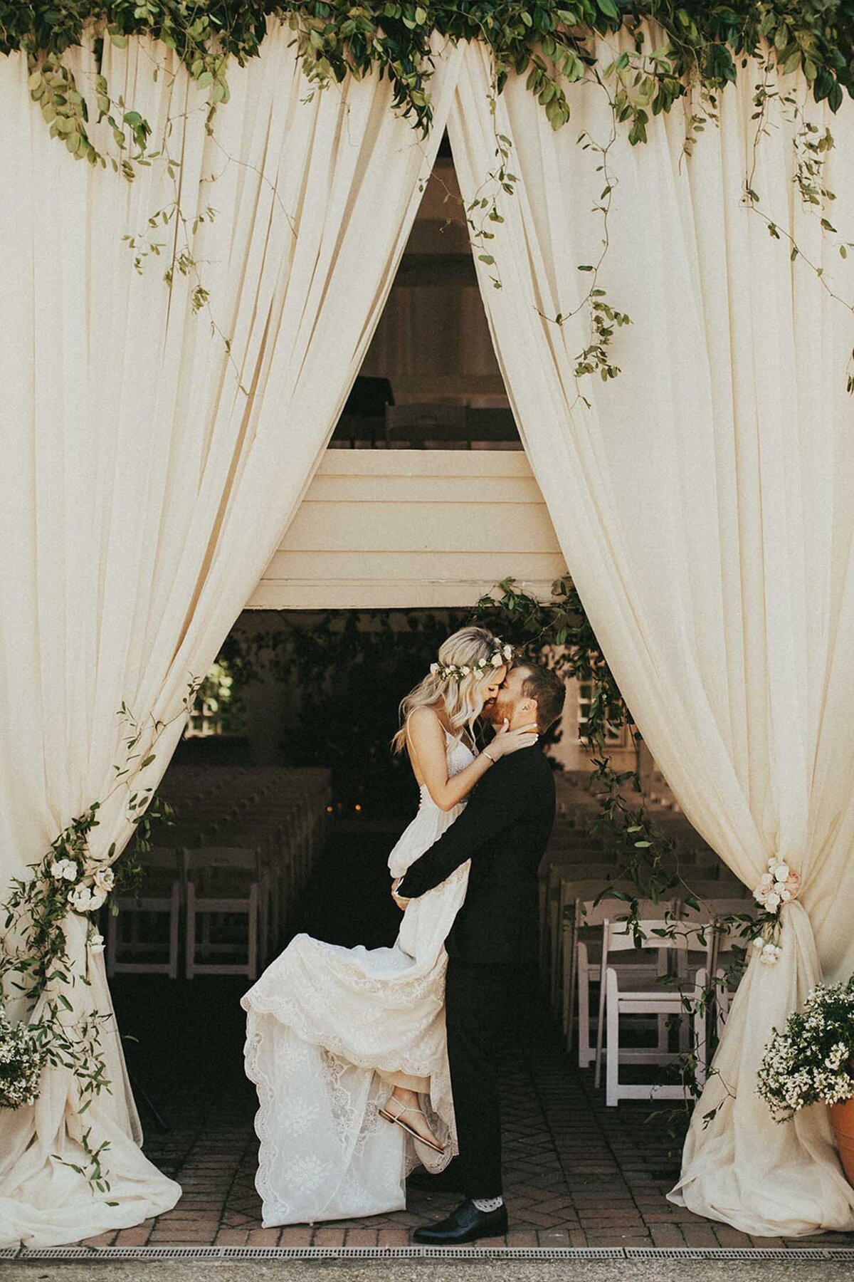 jaclyn-fisher-events-planning-neutral-boho-estate-wedding-in-new-jersey-55