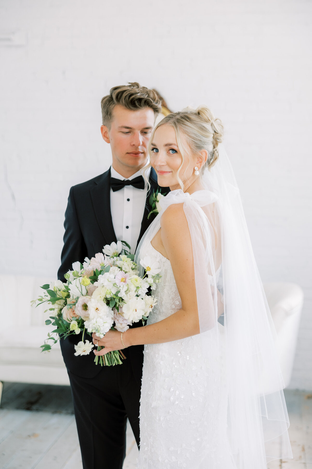 Minneapolis-wedding-photographer-22