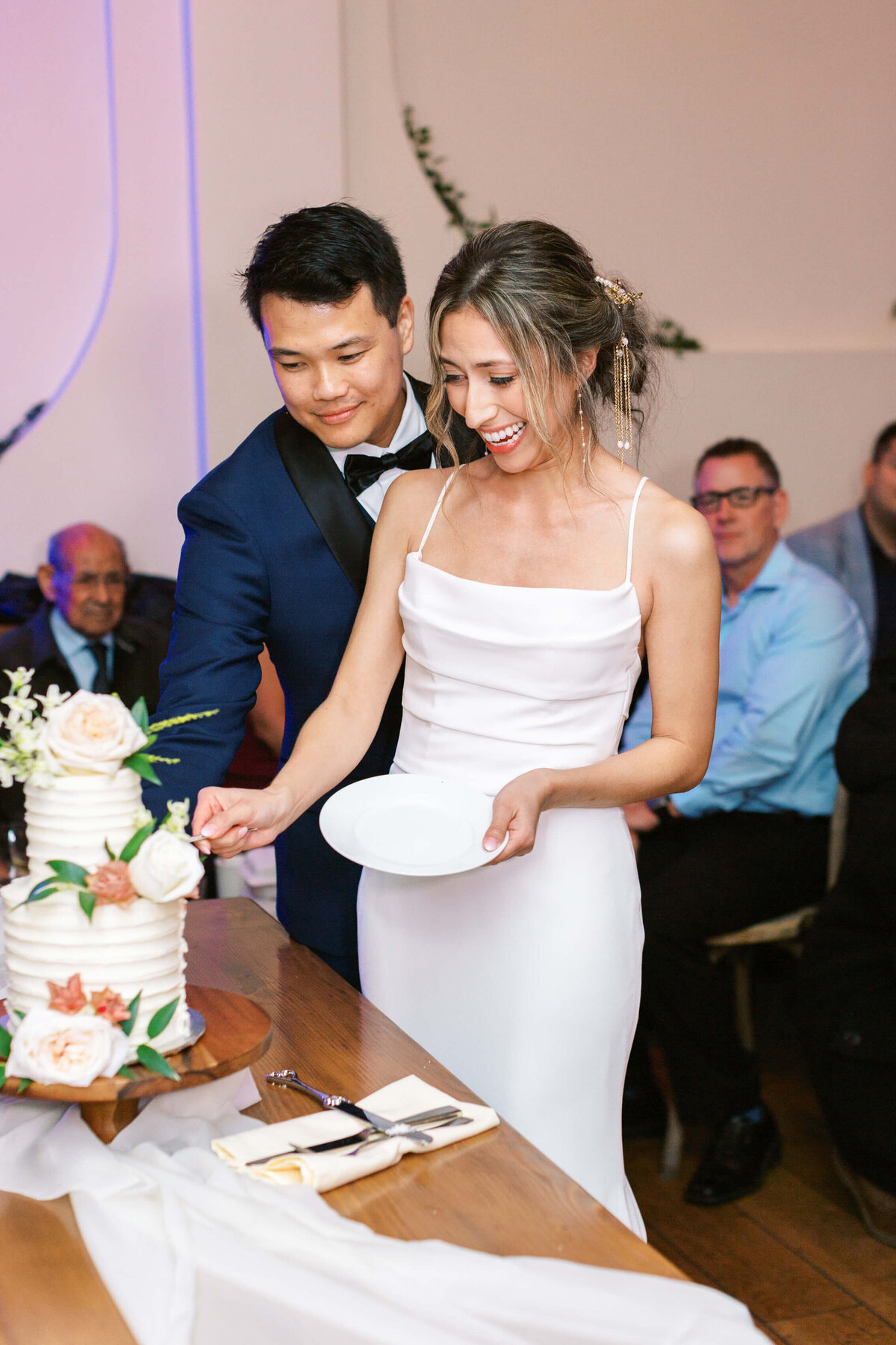 Villa-&-Vine-Wedding_Santa-Barbara-Wedding_Southern-California-Wedding-Photographer_Lisa-Leanne-Photography_84