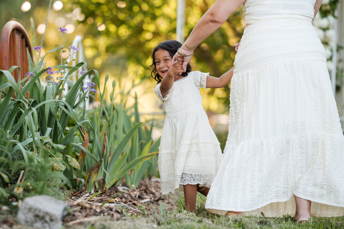 Mom & Me Mini Sessions at Wild Hearts Farm | Heleyna Holmes