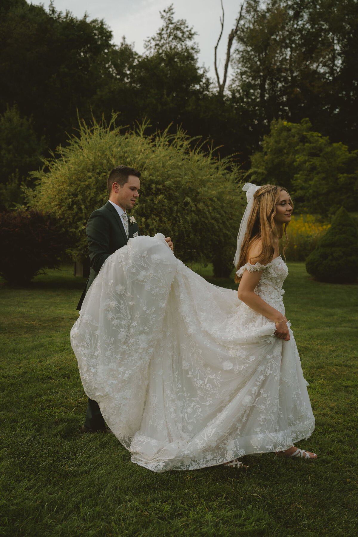 Grand Rapids Michigan Wedding Photographer-27