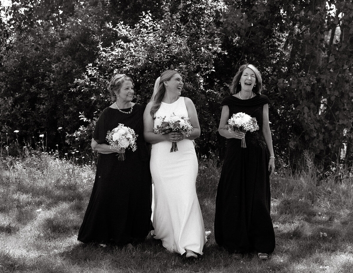 Previews B&W-15