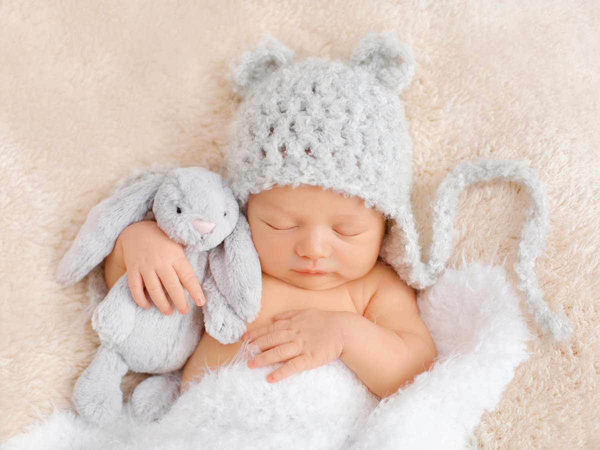 newborns in hats321