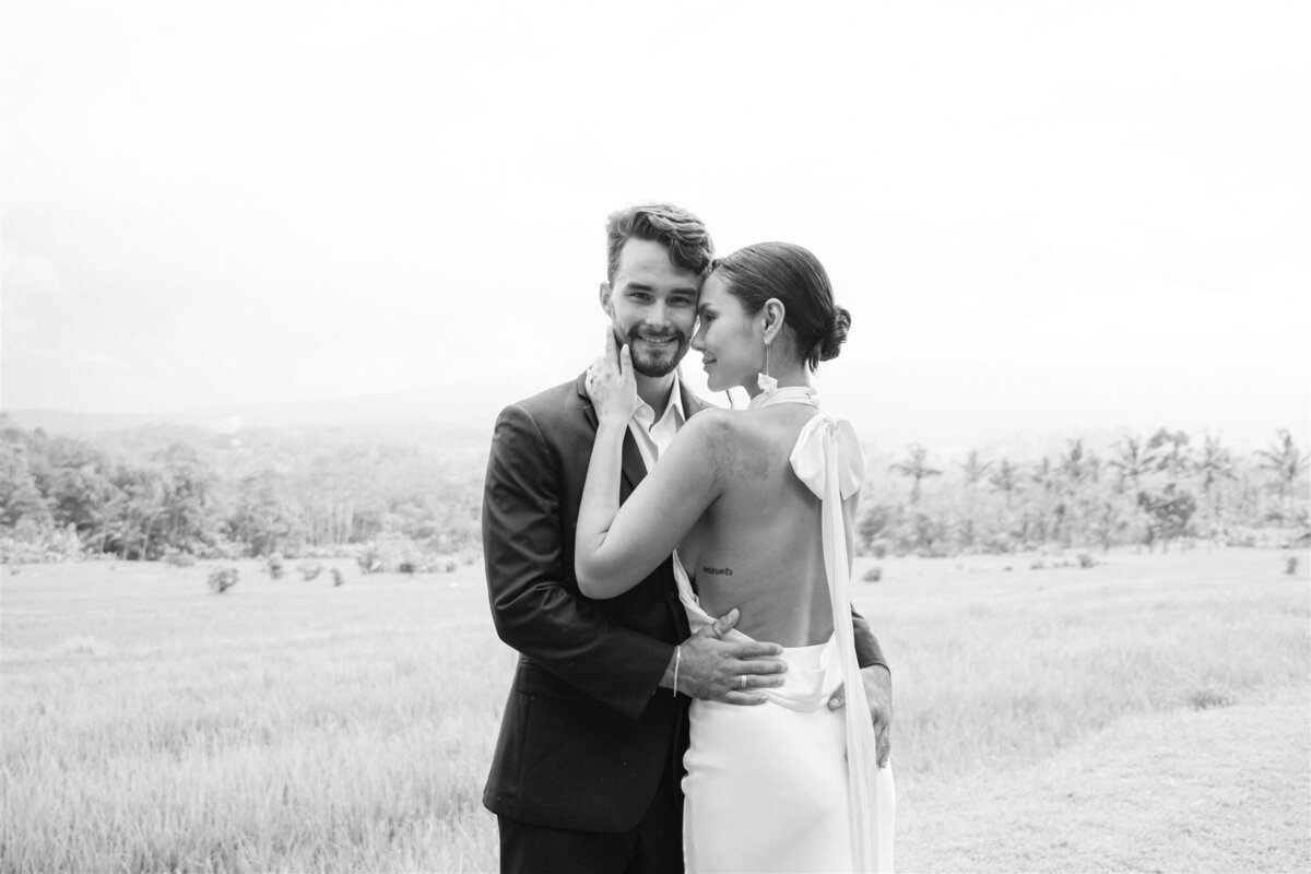 studio-dukesa-amy-huang-fine-art-destination-wedding-film-photography-showit-design-partner-bali-hideout-9