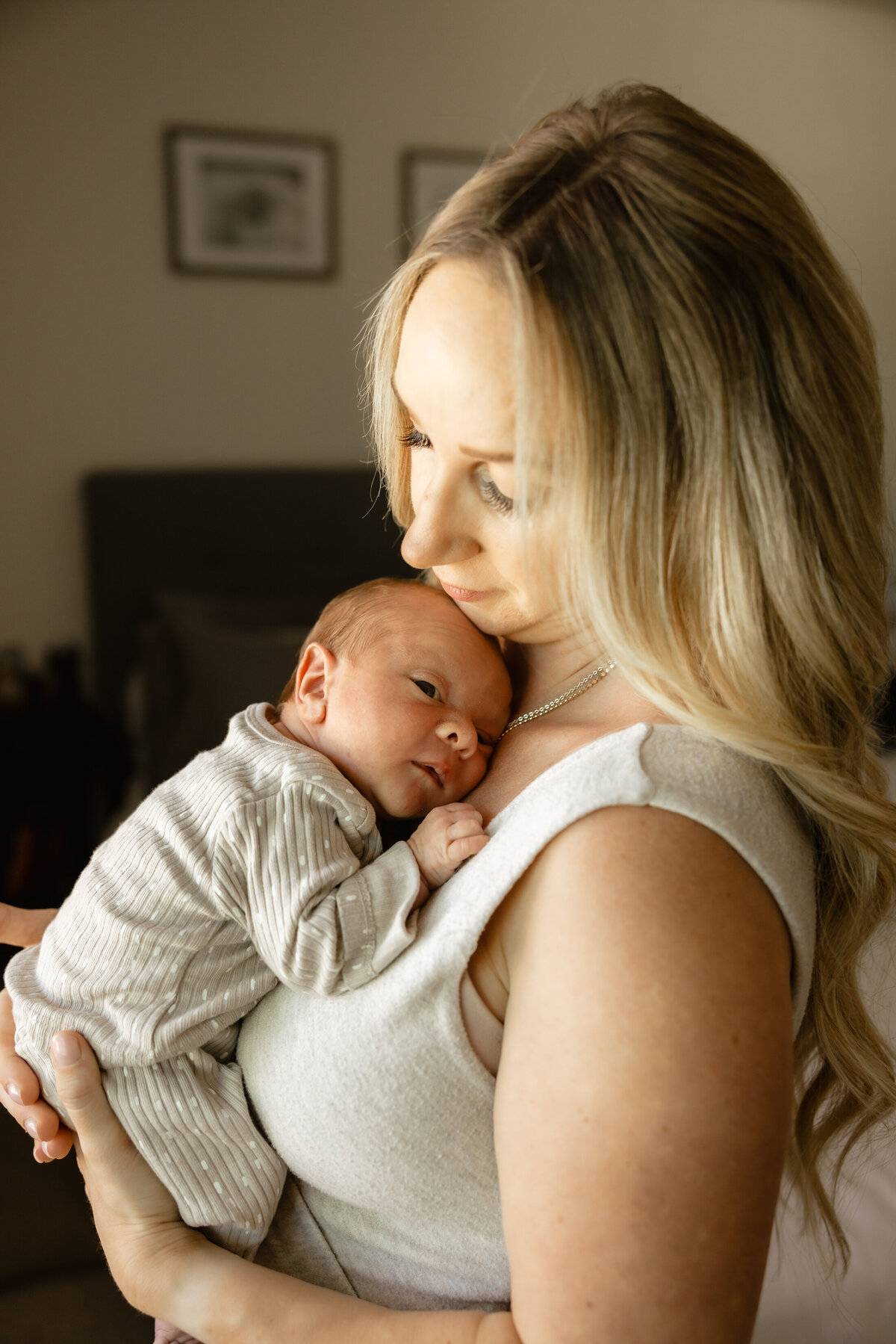 Eagle Idaho Mom & Baby Newborn Shoot