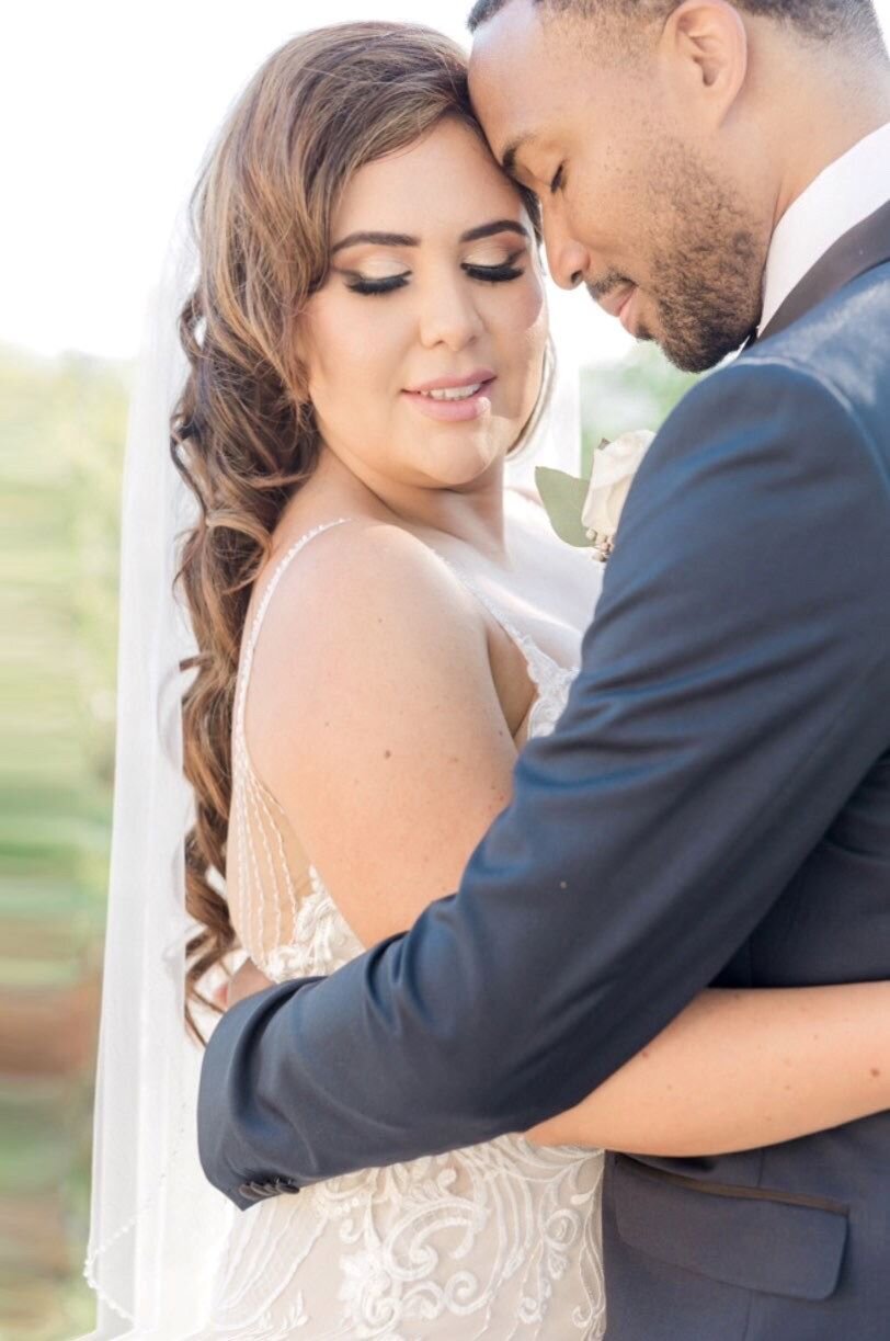 Flawless makeup achieved with airbrush technique by Neelam Kaur, your Ottawa Le Belvedere Wakefield Makeup Artist