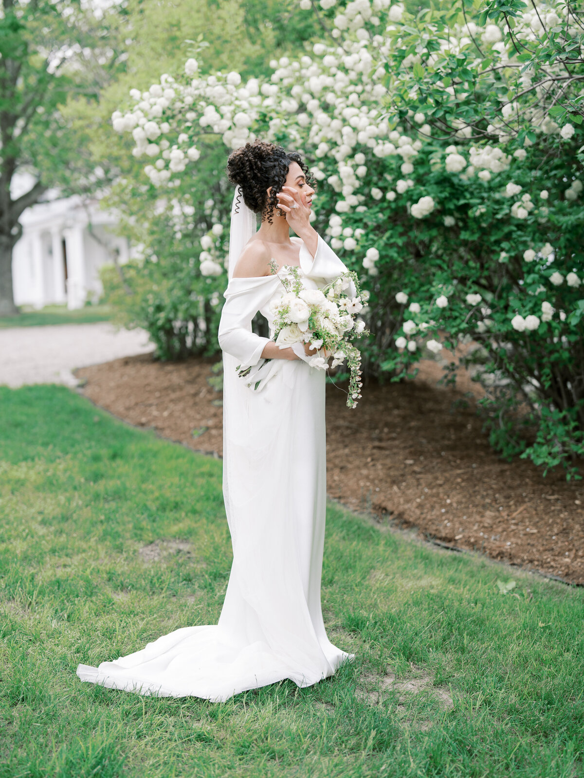 beautiful-wedding-bride-sarah-brehant-events