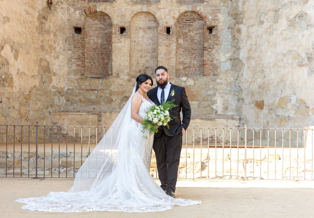 40-mission-san-juan-capistrano-wedding-el