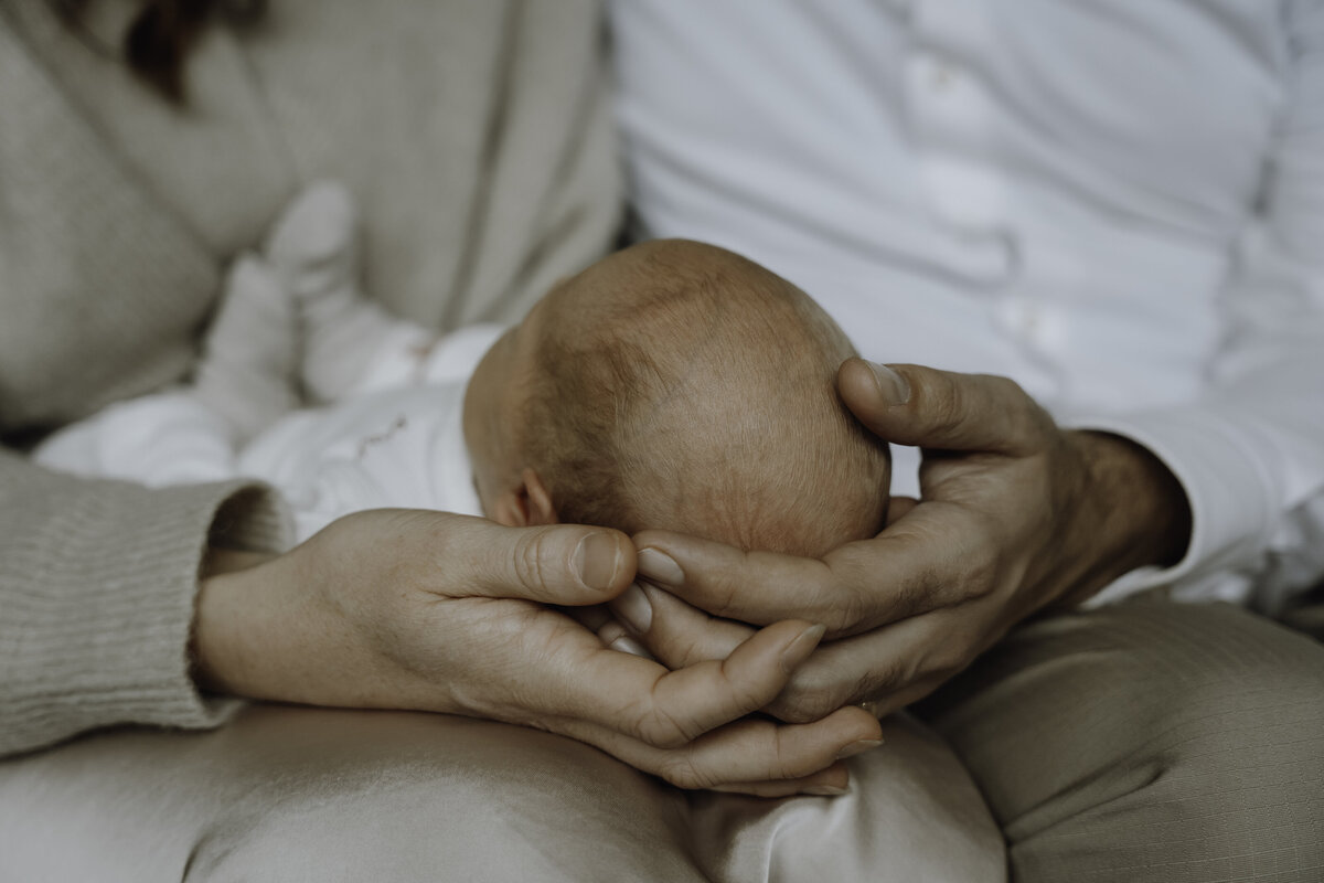 Newborn fotograaf limburg, Newborn fotograaf, Newborn fotograaf haelen, Newborn fotograaf roermond, Newborn fotograaf leudal, Newbornshoot haelen, Newborn shoot leudal, Newborn shoot roermond, Newborn fotografie in de buurt van haelen