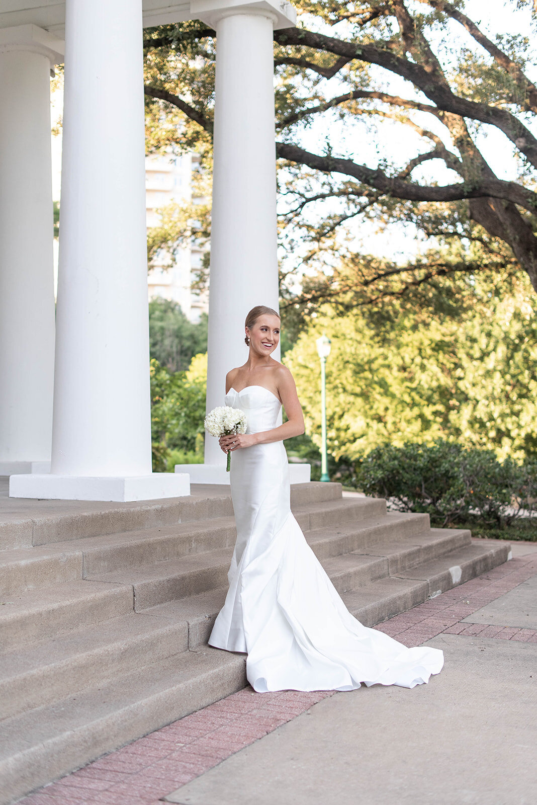 kam-dallas-delaney-bridals-19