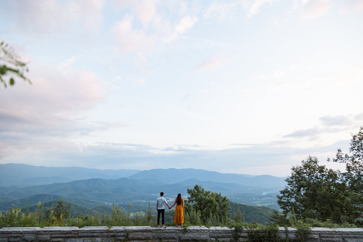 couple looking over foothills parkway in sevierville tn