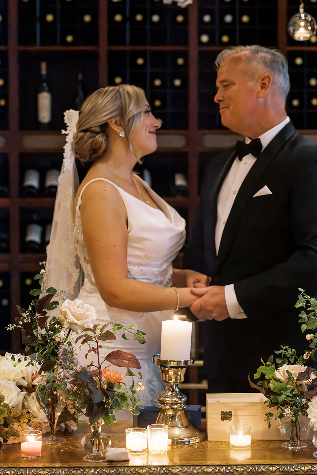 minted-photography-okanagan-kelowna-destination-wedding-photographer-rick-maria-wedding-fairmont-chateau-frontenac-quebec-27
