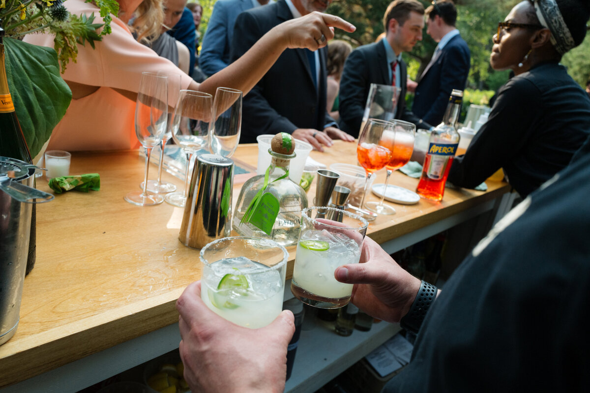 Lake-Minnetonka-wedding-Will-DeGraw-Clever-Disarray-64