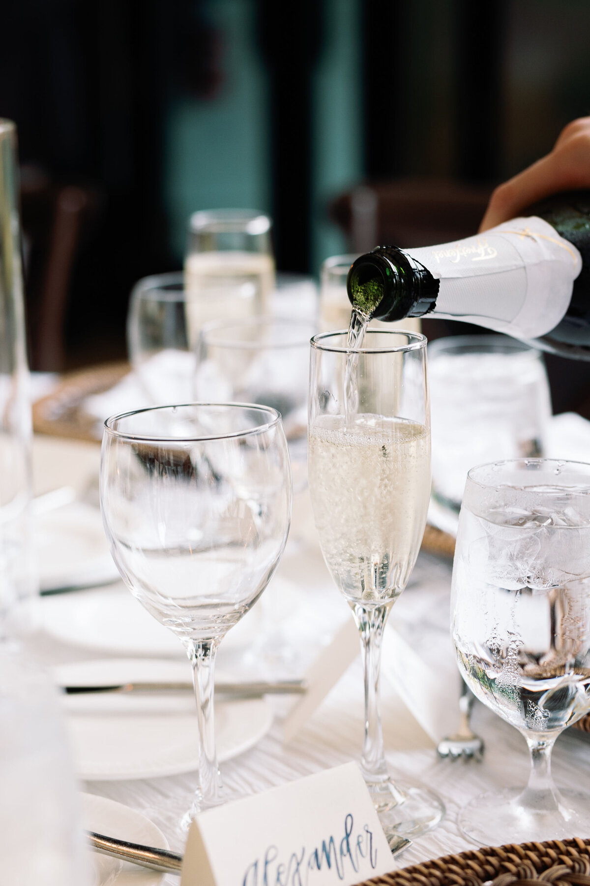 53-wedding-reception-champagne