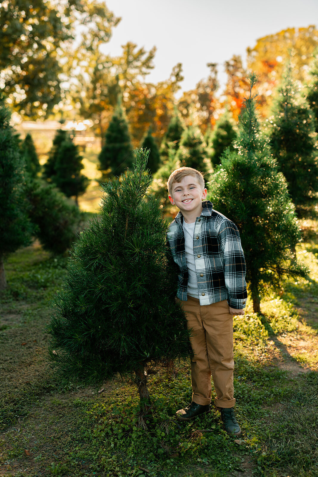 2023_10_20_Alex Bare Photography_Rayburn Family Tree Farm (16 of 108)