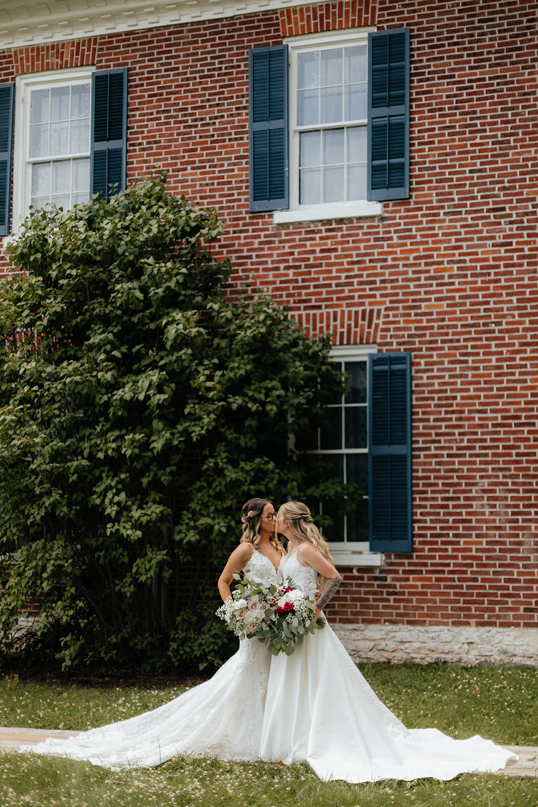 Amber & Simona Wedding Sneak Peek-26