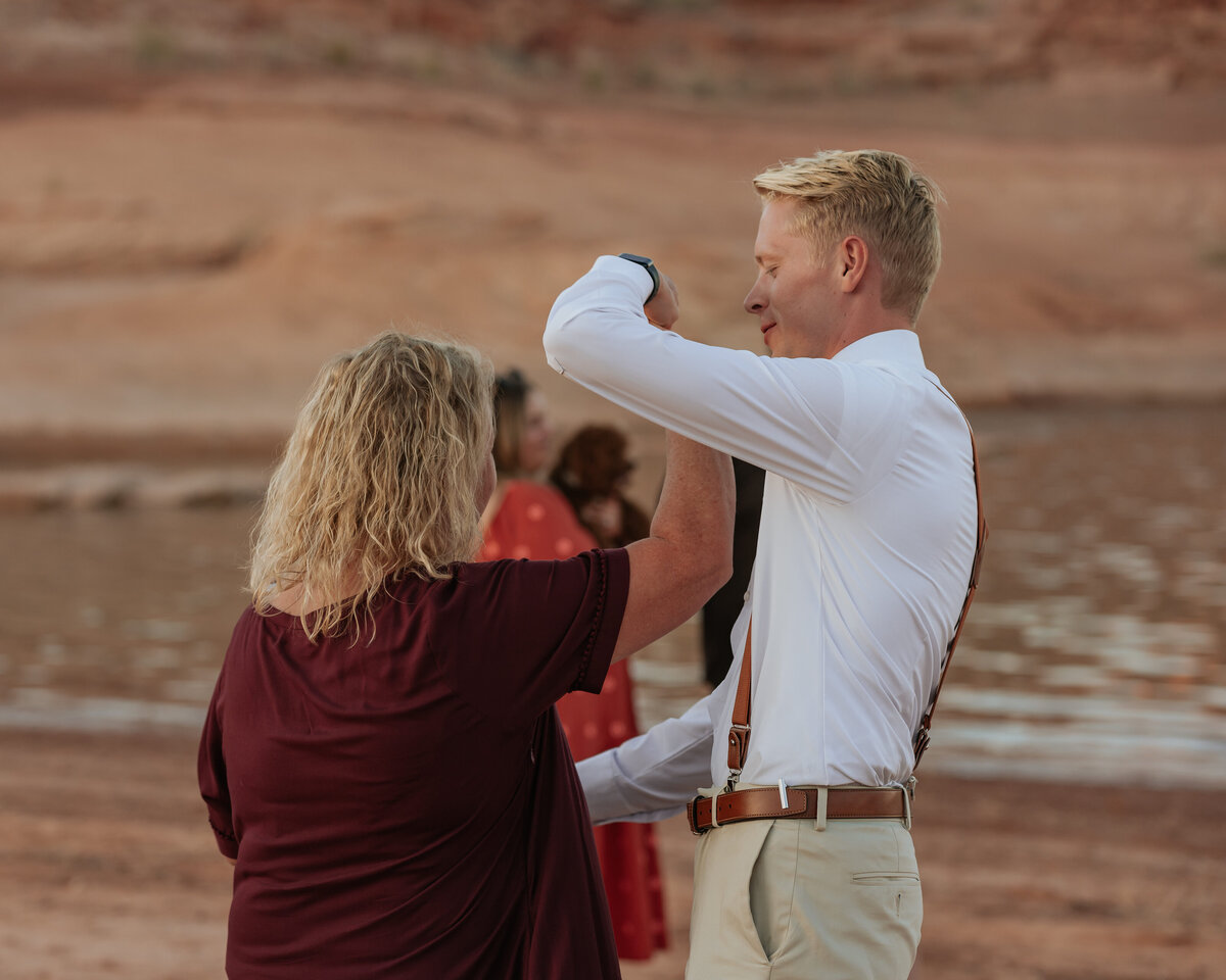 R + M _ Destination Wedding _ Lake Powell _ Utah-970