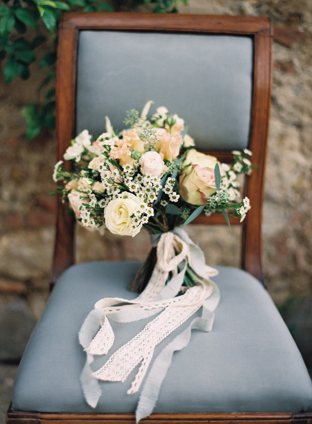 Borgo Stomennano Tuscany Wedding Photographer Luxury Bride Destination Fine art Film Wedding Vicki Grafton Photography.JPG37