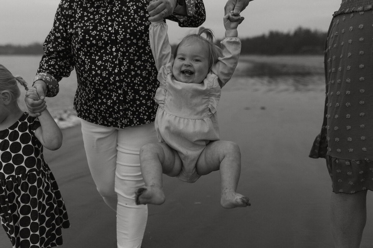 Erin & Kristie Family-5882