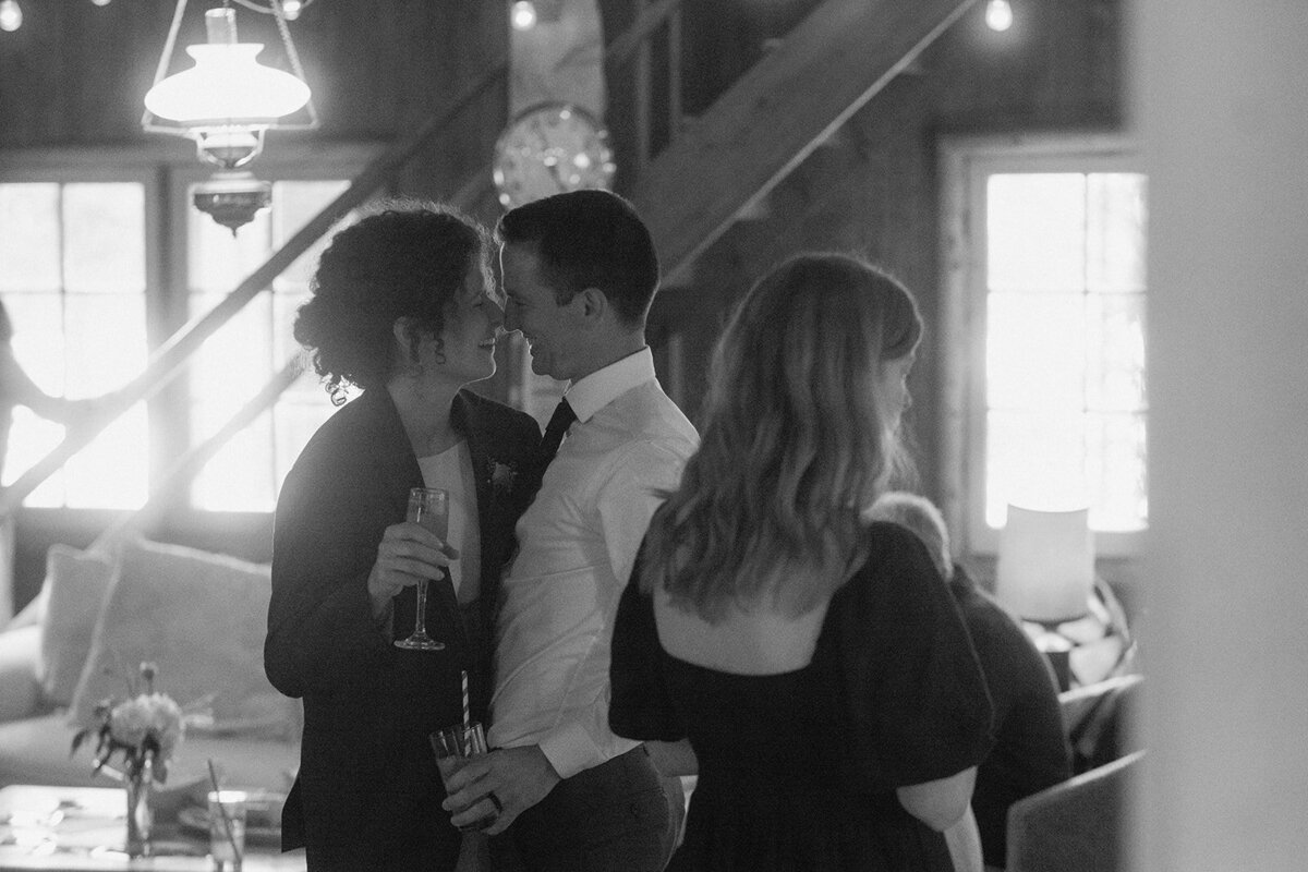 InaSoulis-Laura+Scott-Highlights-319_websize