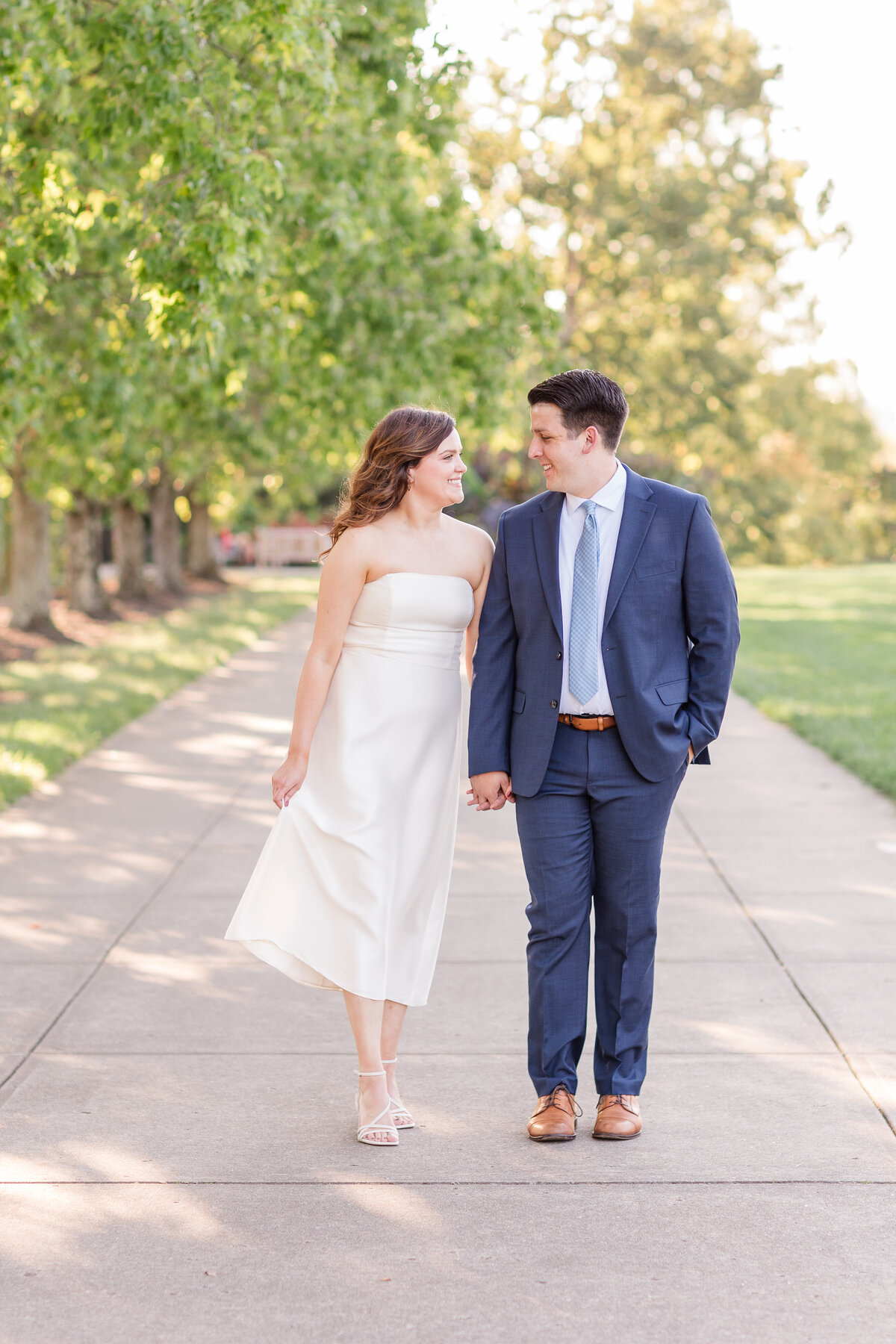 AultParkCincinnatiEnagementSessionPhotography-7