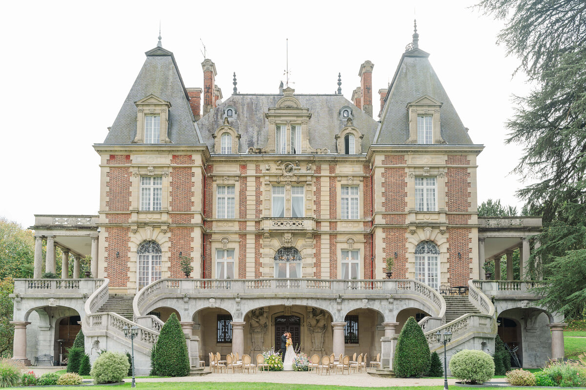 Château Bouffémont ready for a wedding ceremony