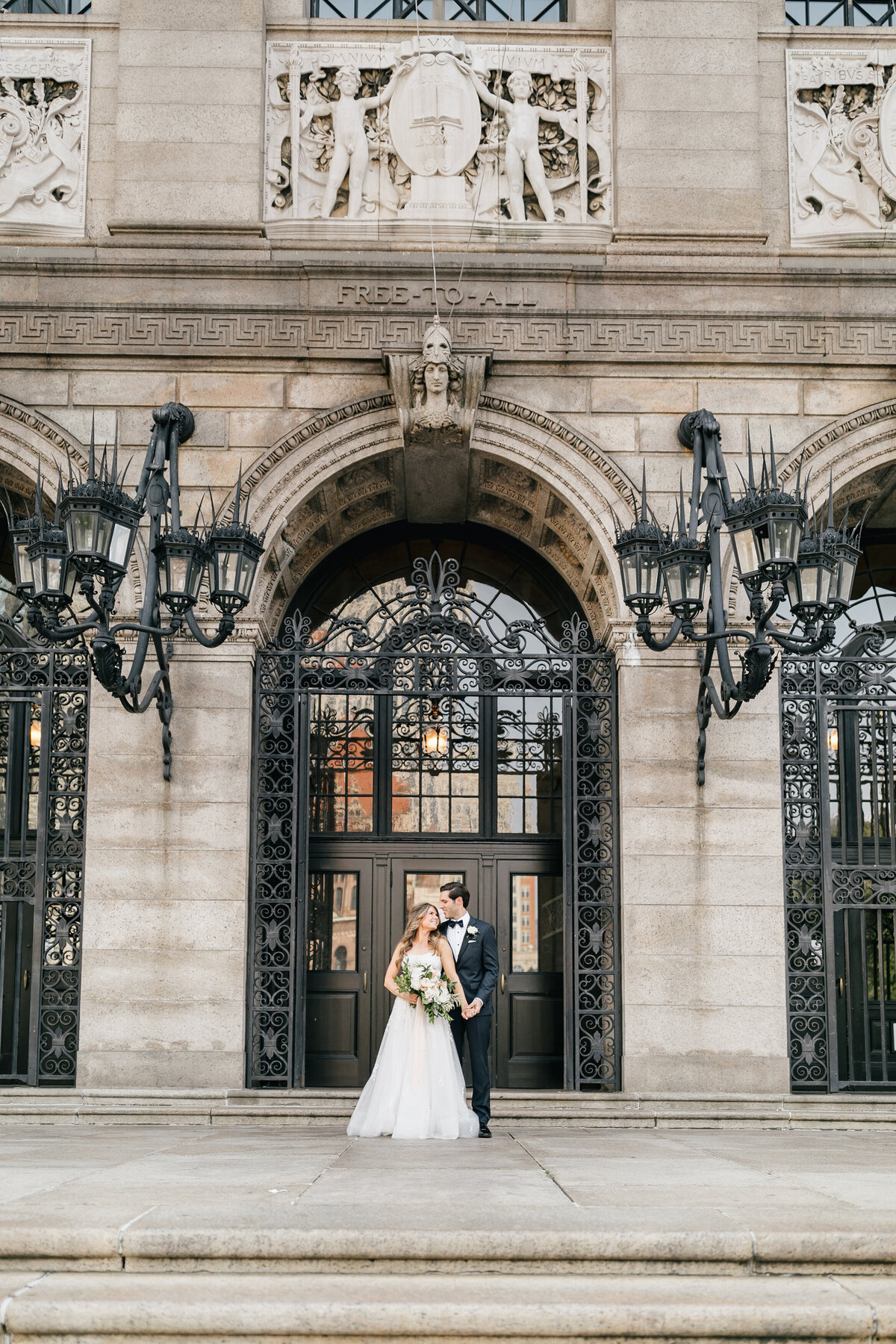 The-Boston-Public-Library-Wedding-Taylor-and-Joe-Emily-Wren-Photography-040