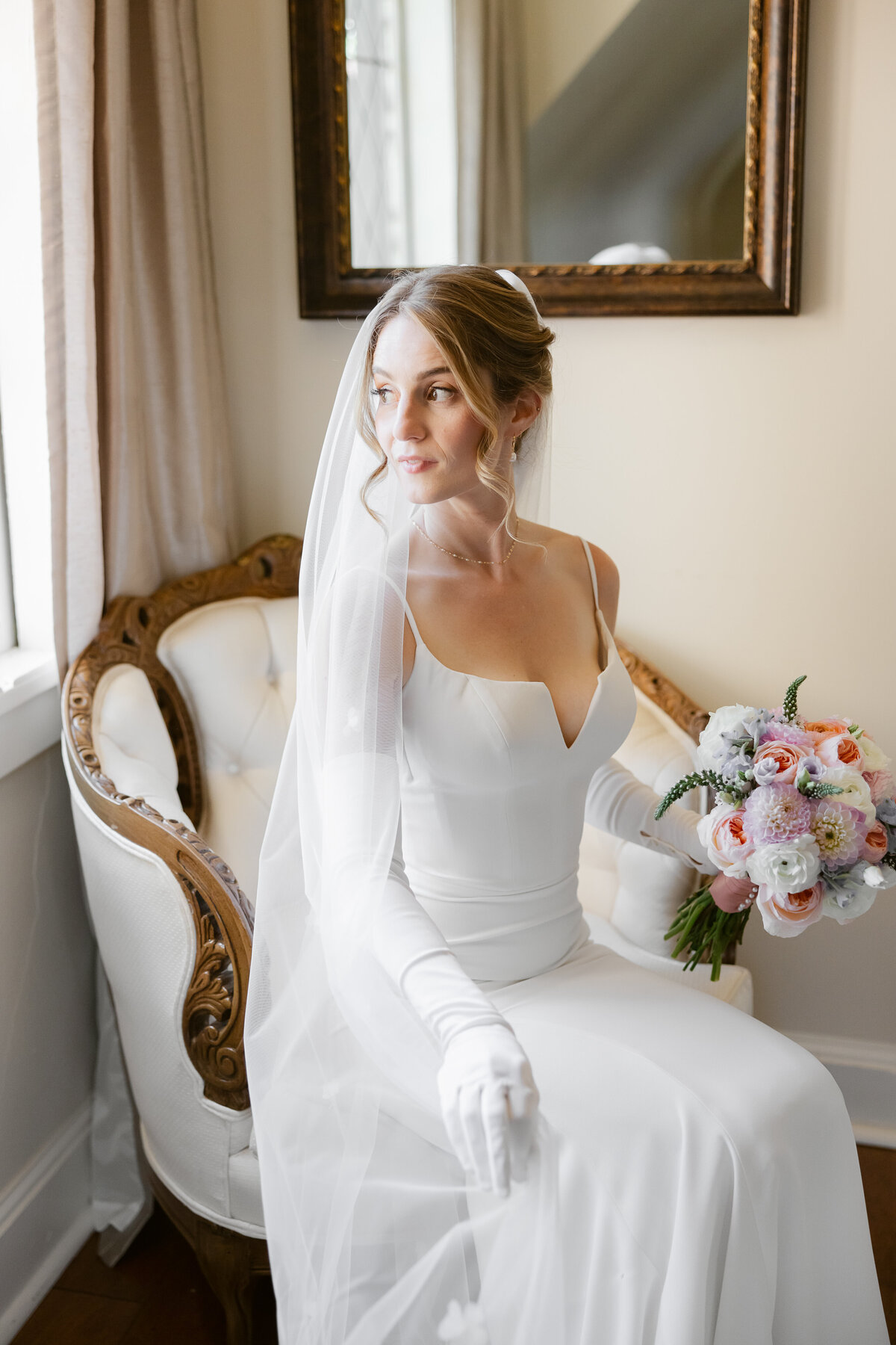 sitting-bridal-shot-saint-clements-castle