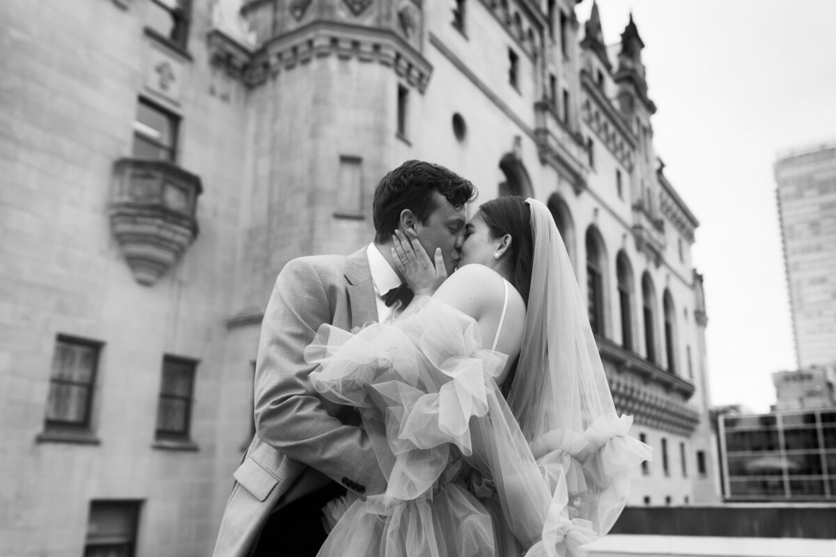 Fairmont-Hote-Vancouver-Wedding-Photos-Meghan-Hemstra-2021-7