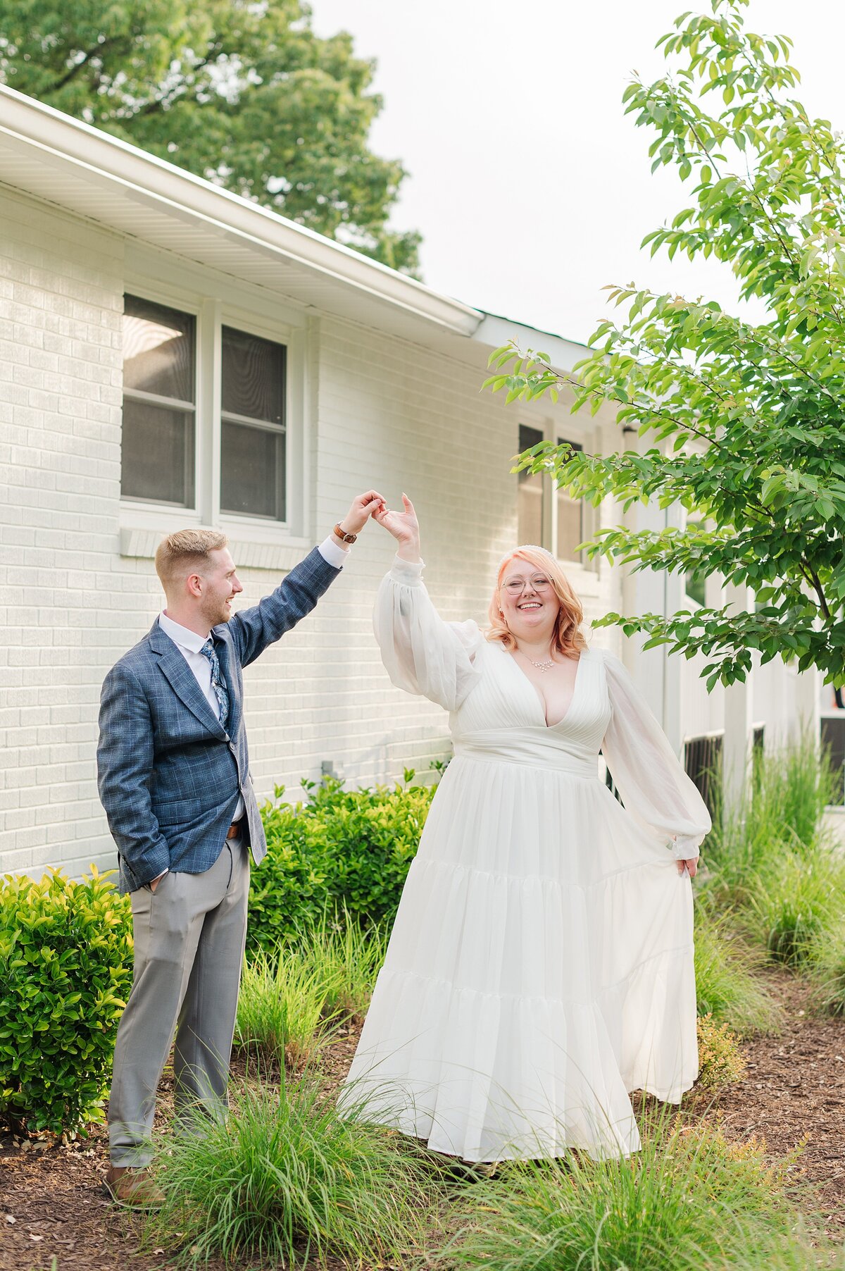 spring-garden-wedding-roanoke-virginia-elsa-judkins-photography_1756