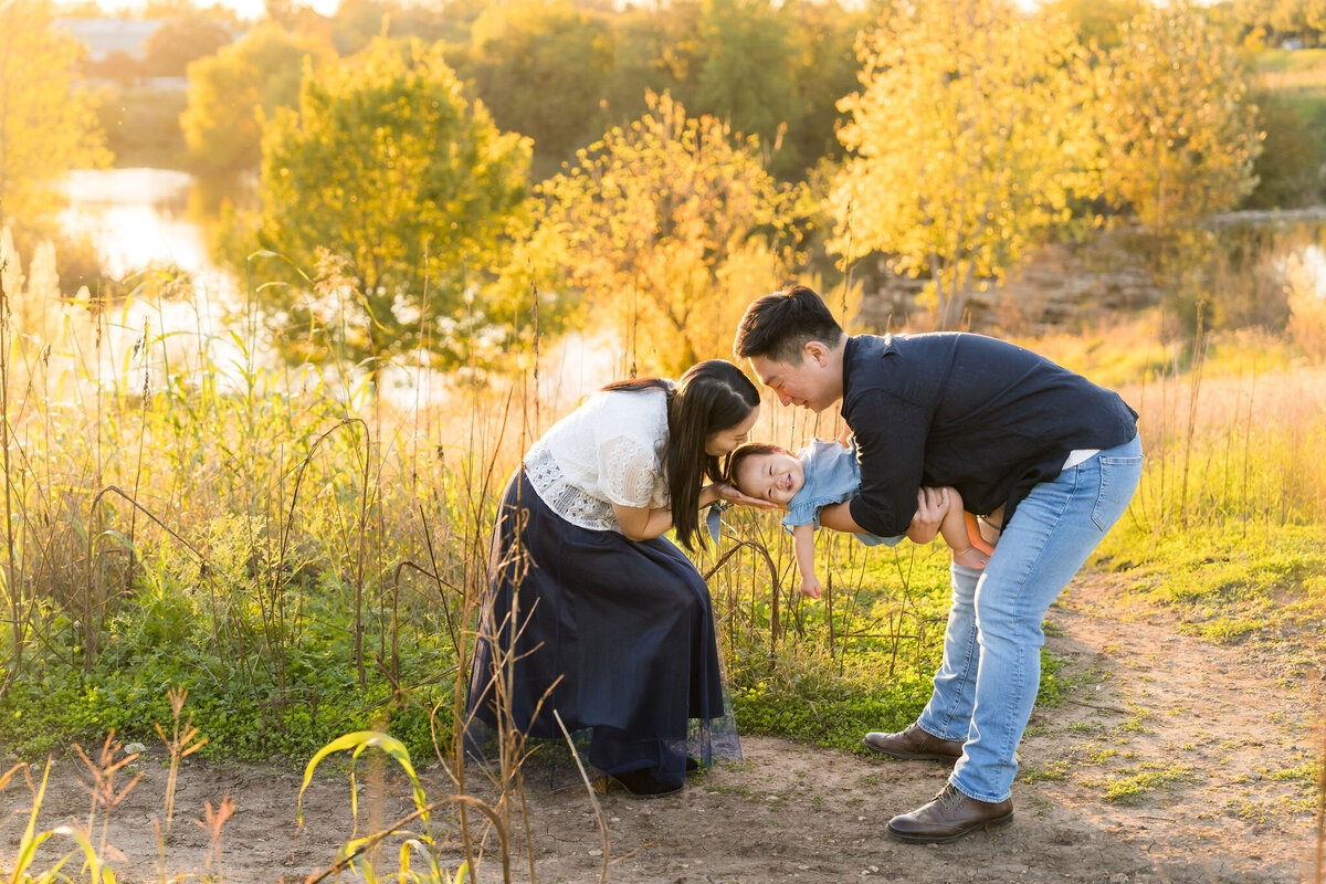 austin-family-photographer-outdoor-session (11)