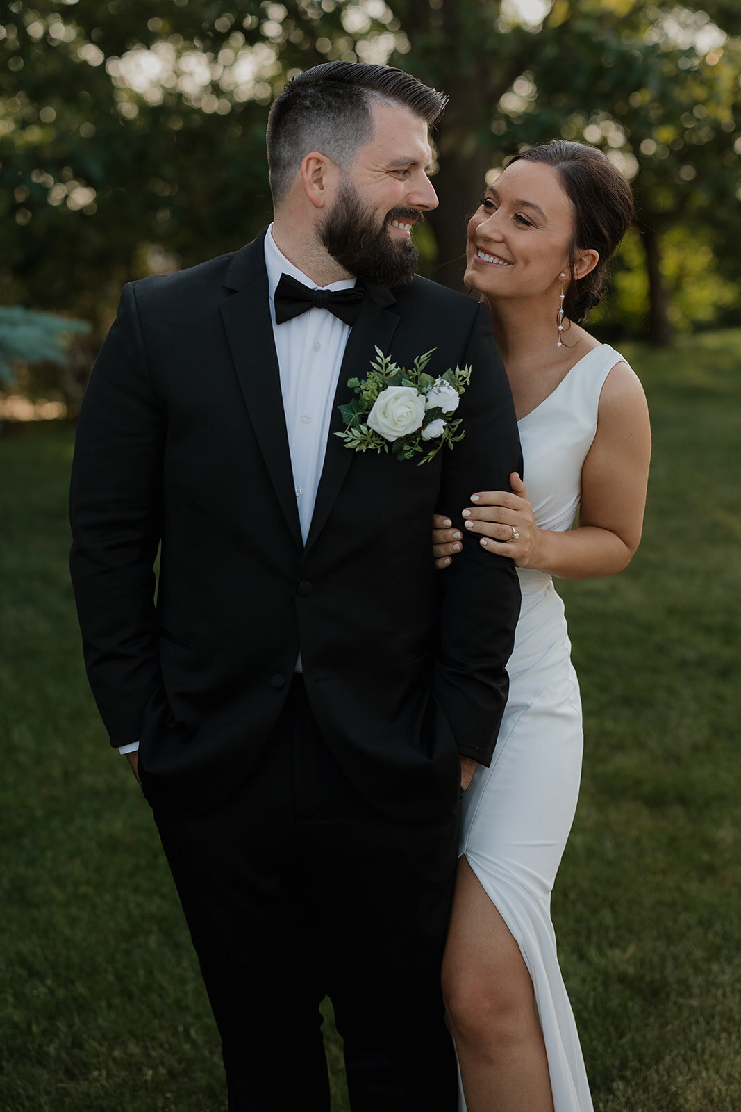 quad-cities-wedding-mallory-kory-romantic-25