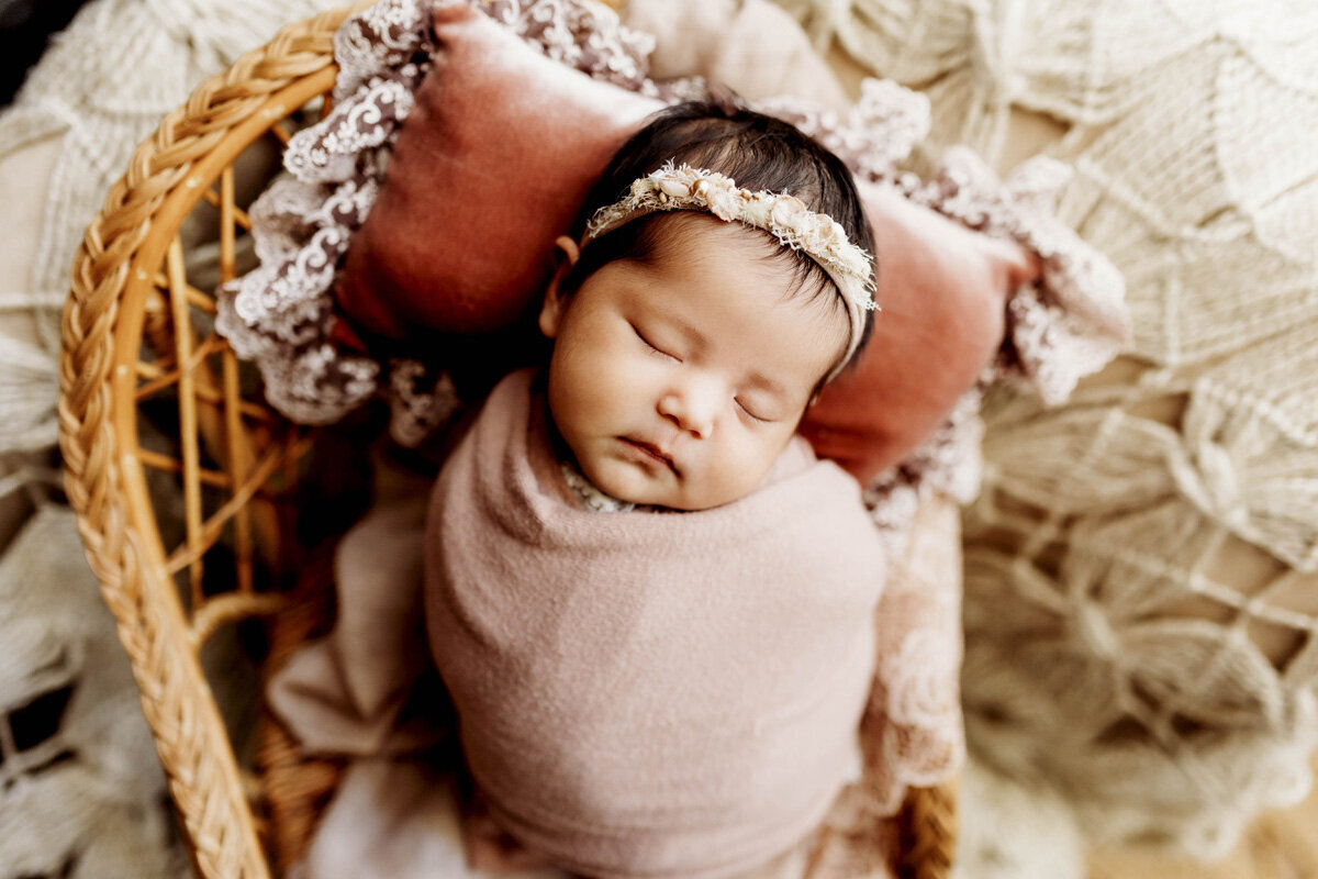 01  finals Baby Gabriela -  studio newborn photogrqapher--8 copy