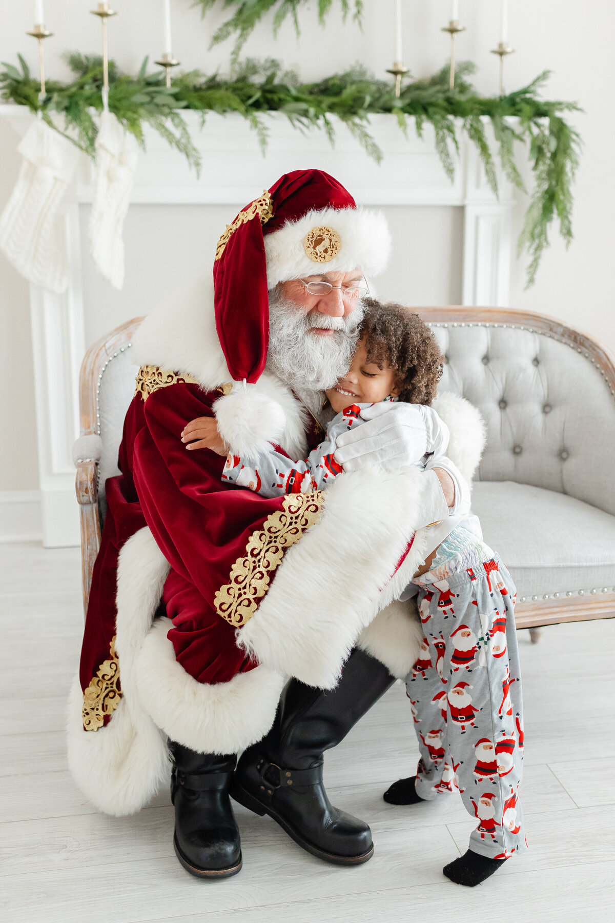 Kamela-Kirkland-2023-Santa-29