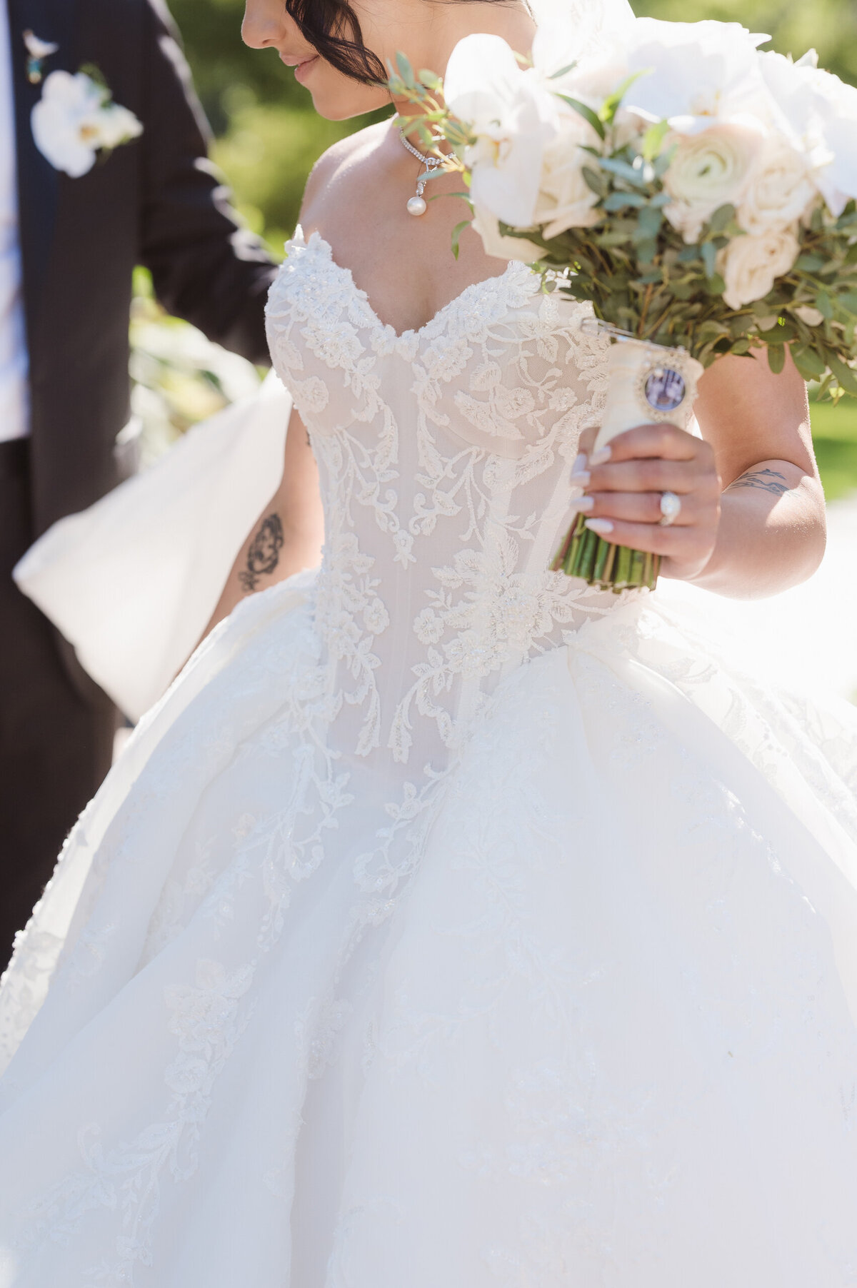 Storybook fairytale wedding photos at pleasantdale chateau nj by suess moments photographer